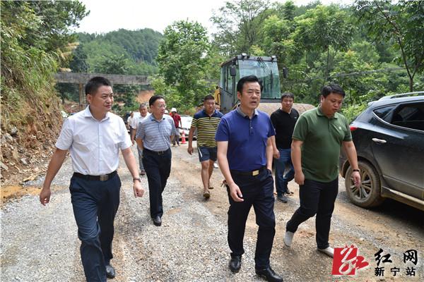 秦立军调研交通项目建设工作-重点项目-新宁安山乡